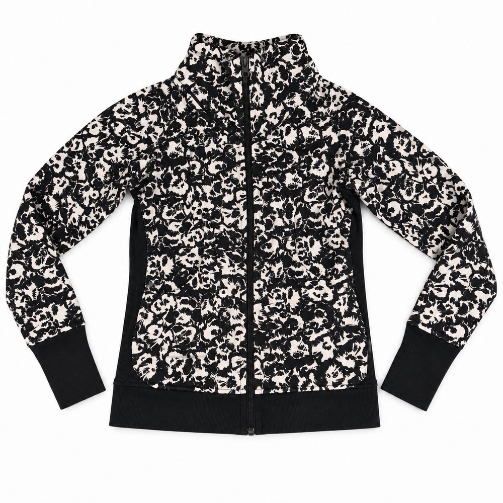 Lululemon Jacket Womens 6 Black White Floral Cozy Cuddle Up Full Zip **